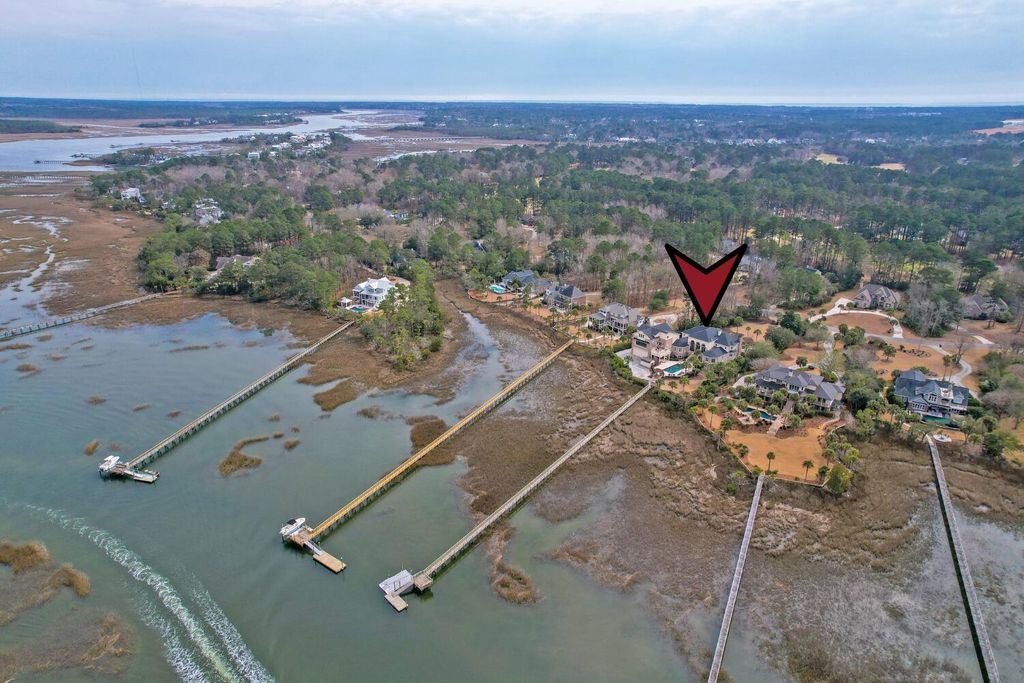 Image 135 of property listing at 4145 Colonel Vanderhorst Circle, Mount Pleasant, SC 29466