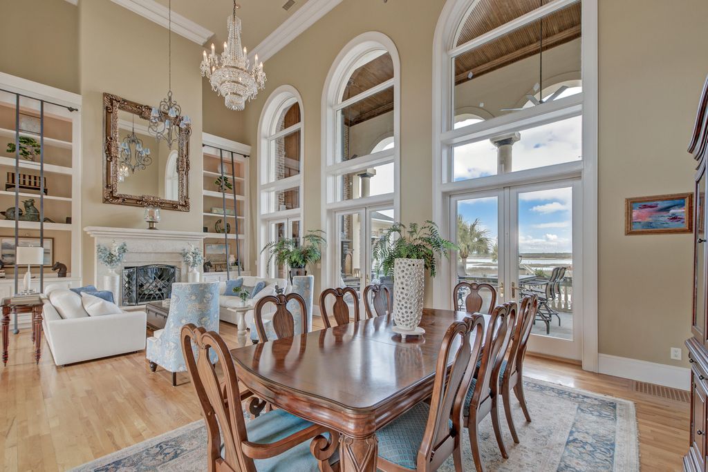 Image 14 of property listing at 4145 Colonel Vanderhorst Circle, Mount Pleasant, SC 29466