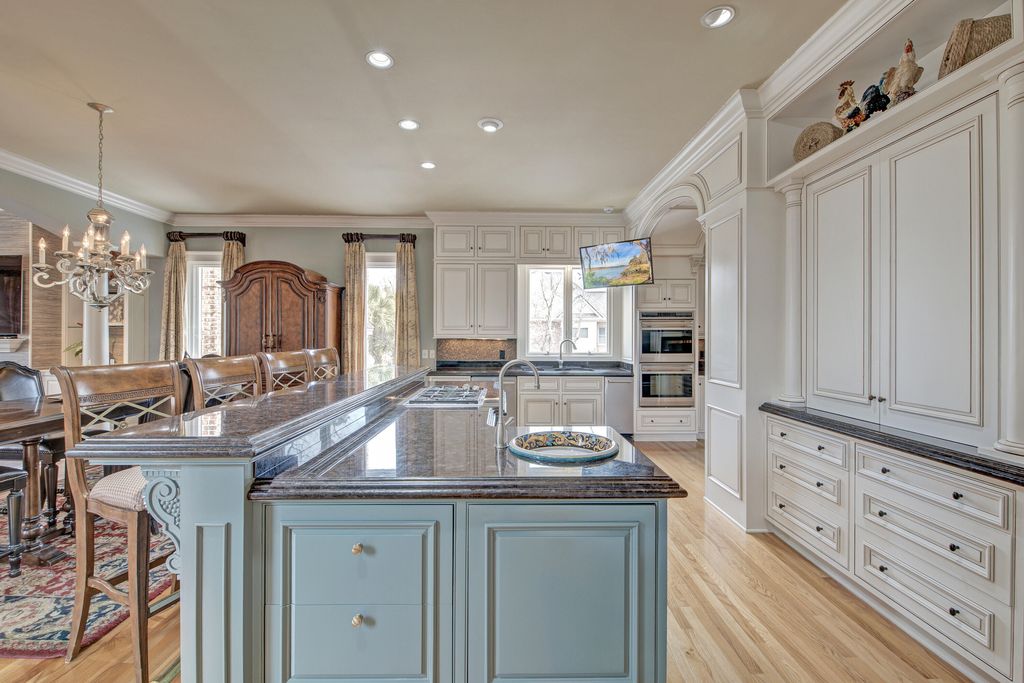 Image 21 of property listing at 4145 Colonel Vanderhorst Circle, Mount Pleasant, SC 29466