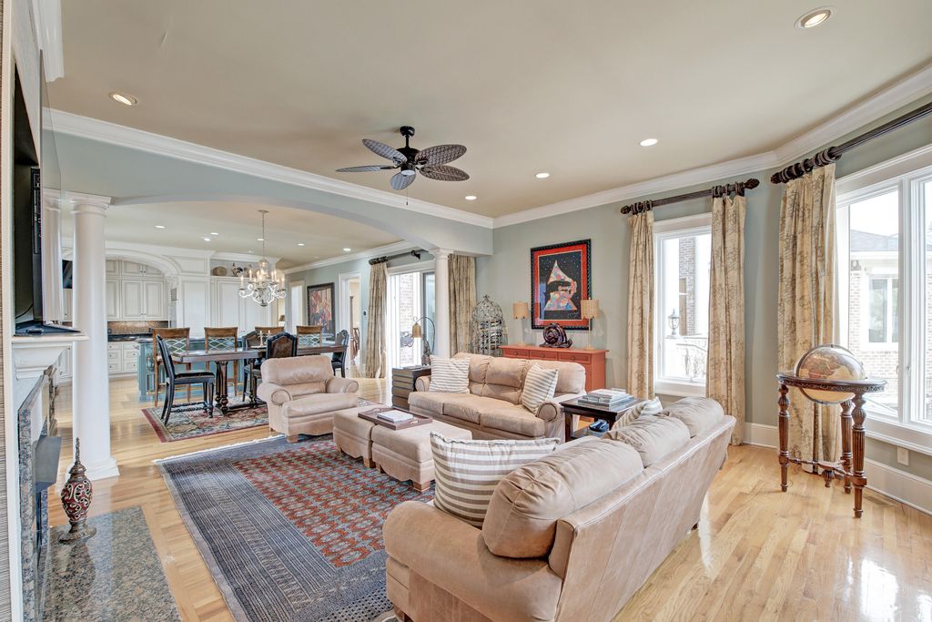 Image 28 of property listing at 4145 Colonel Vanderhorst Circle, Mount Pleasant, SC 29466