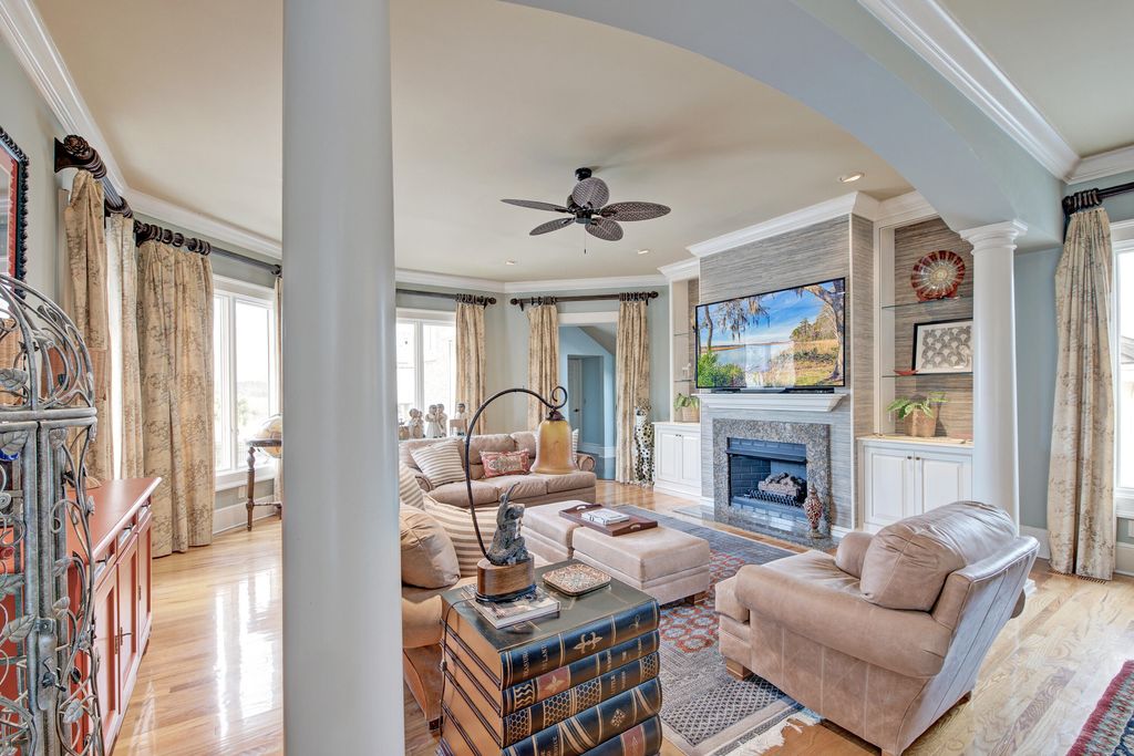 Image 30 of property listing at 4145 Colonel Vanderhorst Circle, Mount Pleasant, SC 29466