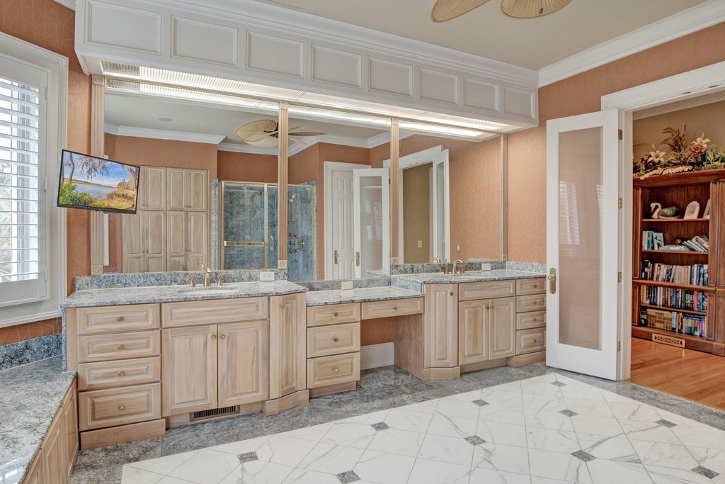 Image 43 of property listing at 4145 Colonel Vanderhorst Circle, Mount Pleasant, SC 29466