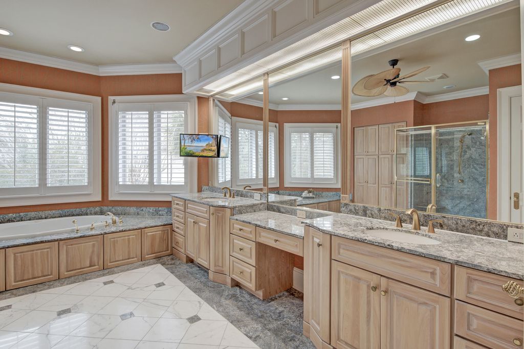 Image 44 of property listing at 4145 Colonel Vanderhorst Circle, Mount Pleasant, SC 29466