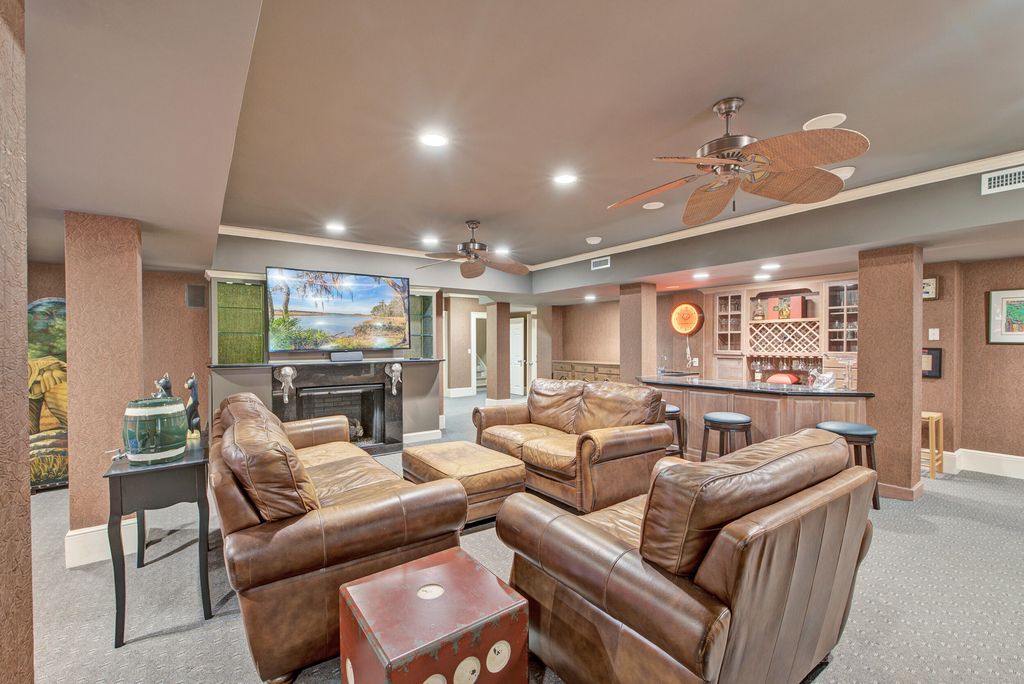 Image 78 of property listing at 4145 Colonel Vanderhorst Circle, Mount Pleasant, SC 29466