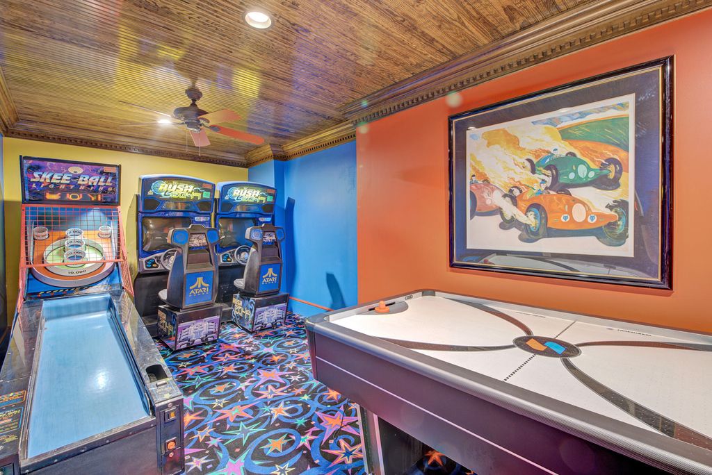 Image 84 of property listing at 4145 Colonel Vanderhorst Circle, Mount Pleasant, SC 29466