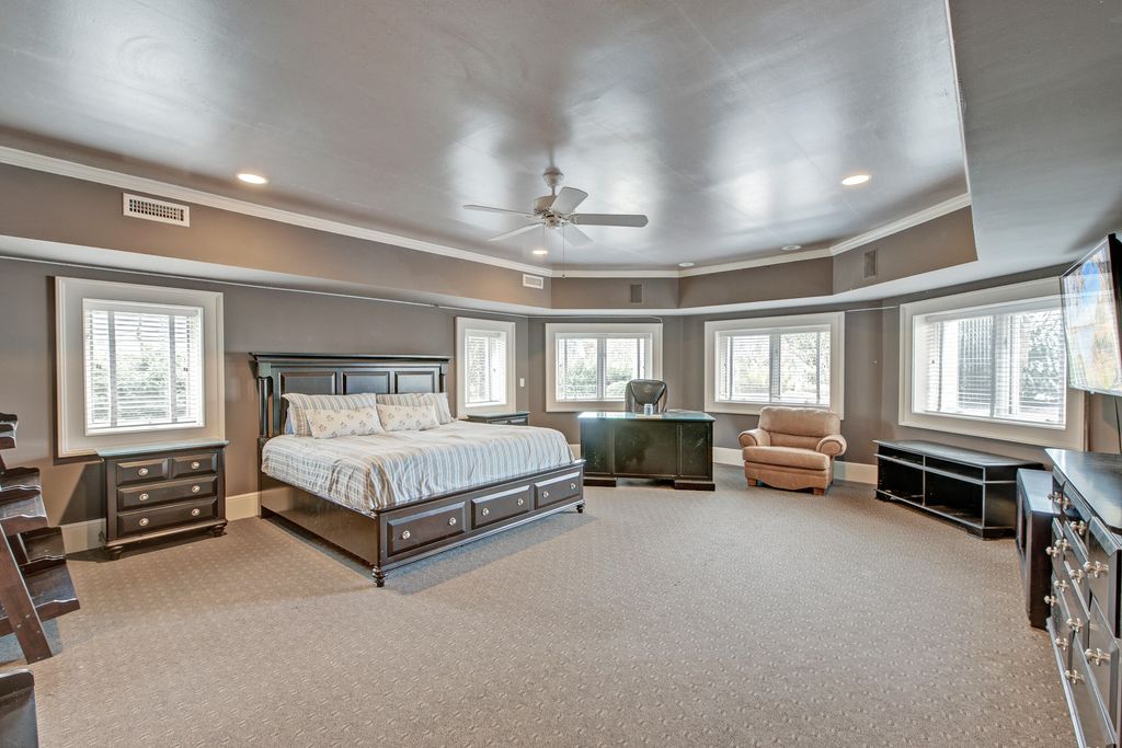 Image 92 of property listing at 4145 Colonel Vanderhorst Circle, Mount Pleasant, SC 29466