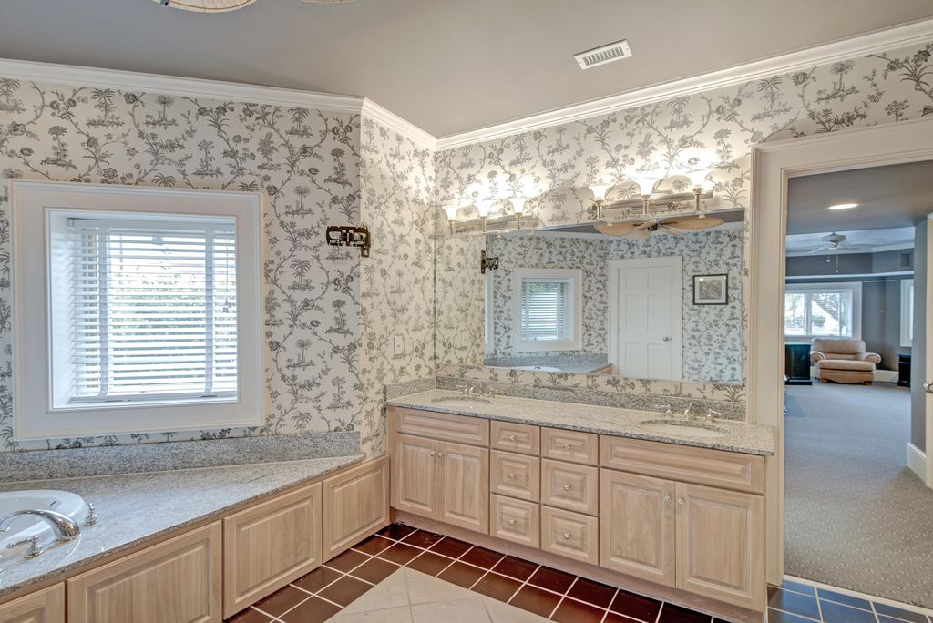 Image 94 of property listing at 4145 Colonel Vanderhorst Circle, Mount Pleasant, SC 29466