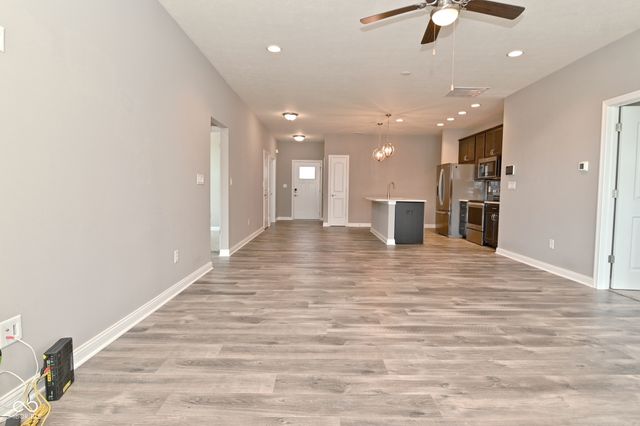 9170 Hedley Way E, Avon, IN 46123