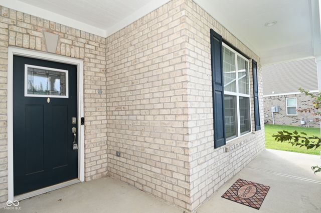 9170 Hedley Way E, Avon, IN 46123