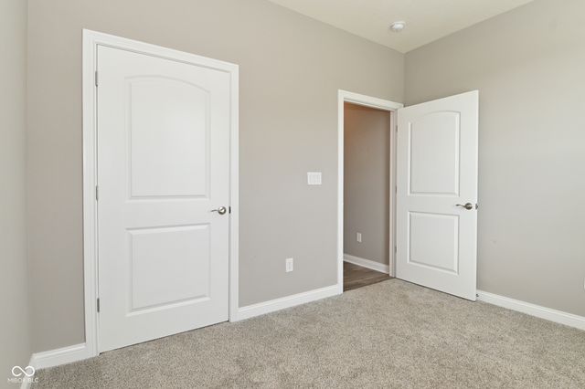 9170 Hedley Way E, Avon, IN 46123