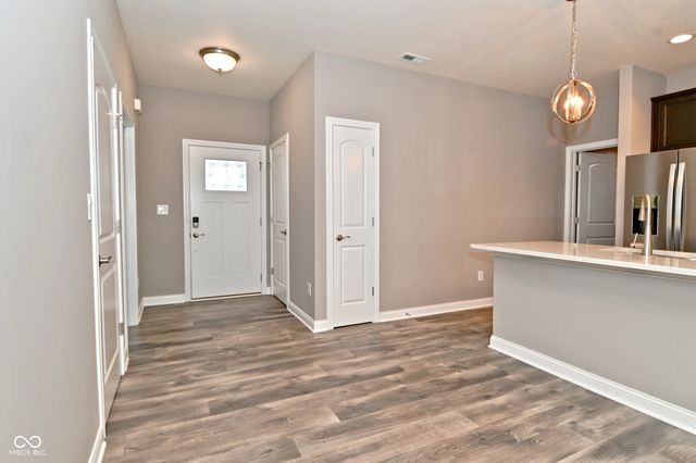 9170 Hedley Way E, Avon, IN 46123