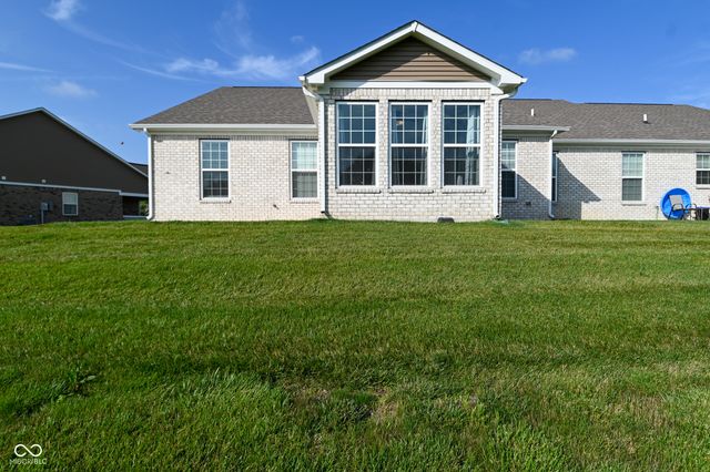 9170 Hedley Way E, Avon, IN 46123