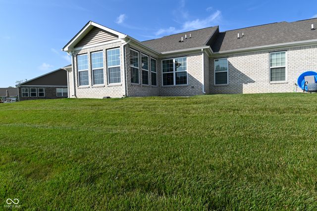 9170 Hedley Way E, Avon, IN 46123