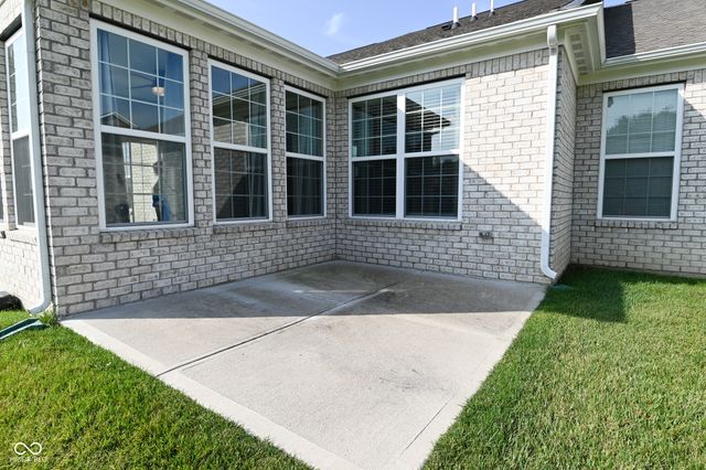 9170 Hedley Way E, Avon, IN 46123