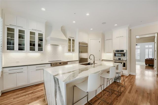 58 Sheridan Drive 7, Atlanta, GA 30305