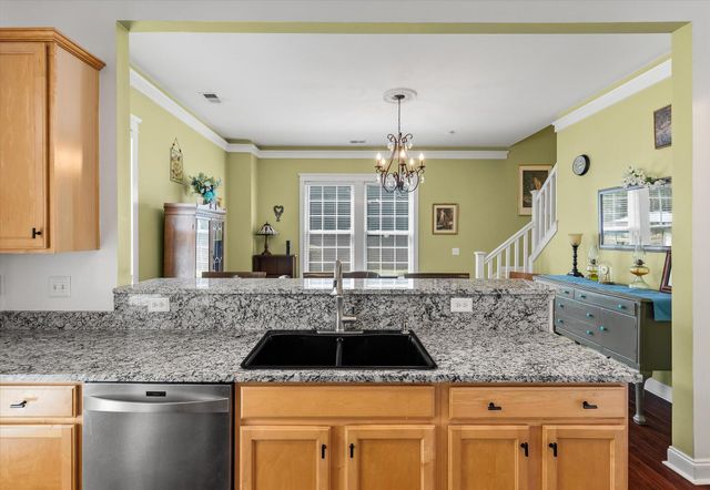 315 White Gables Drive, Summerville, SC 29483