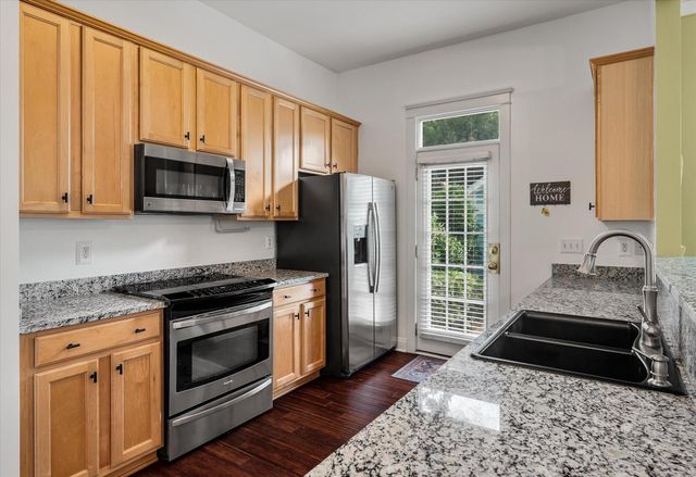 315 White Gables Drive, Summerville, SC 29483