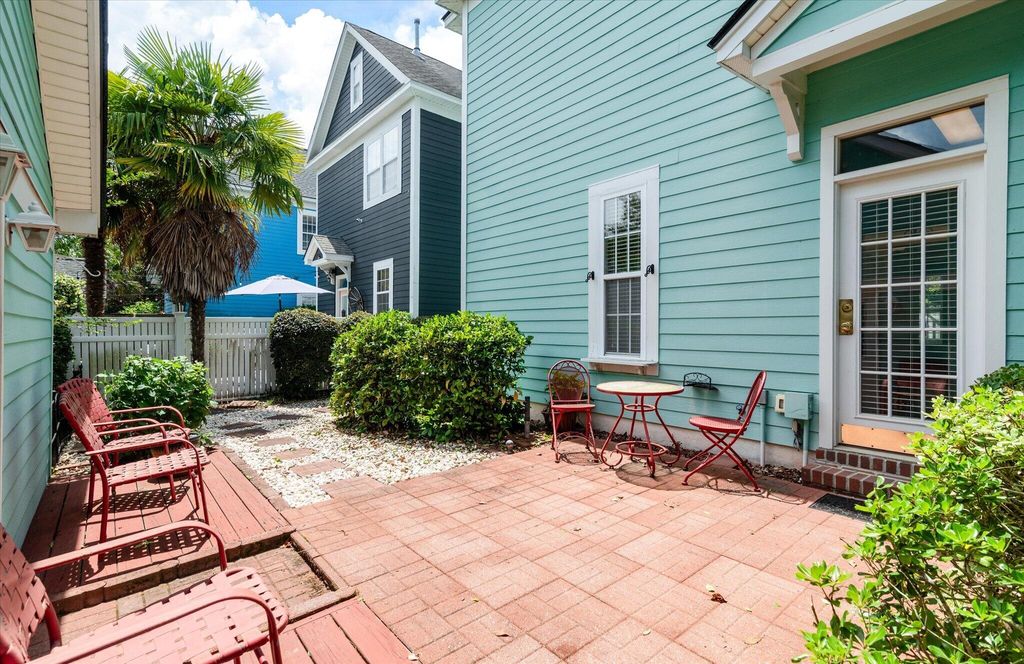 Image 24 of property listing at 315 White Gables Drive, Summerville, SC 29483