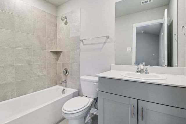 2117 Rannoch Street, Sherman, TX 75092