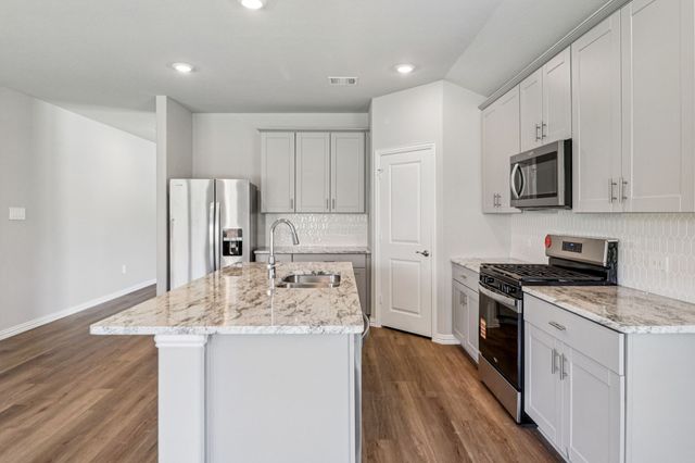 2117 Rannoch Street, Sherman, TX 75092