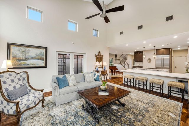 510 Birdsall Street, Houston, TX 77007