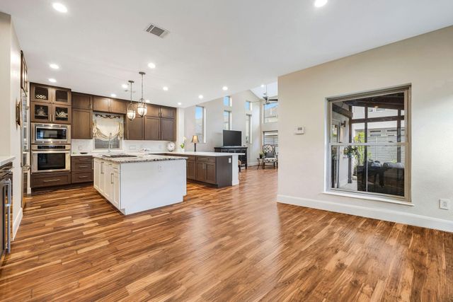 510 Birdsall Street, Houston, TX 77007
