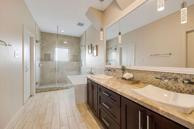510 Birdsall Street, Houston, TX 77007