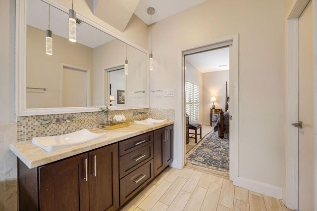 510 Birdsall Street, Houston, TX 77007