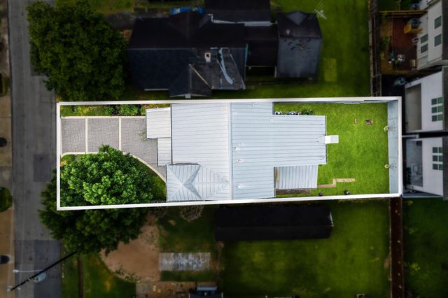 510 Birdsall Street, Houston, TX 77007
