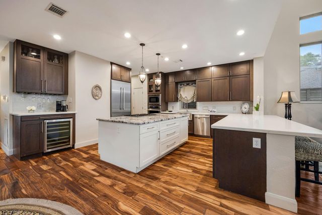 510 Birdsall Street, Houston, TX 77007