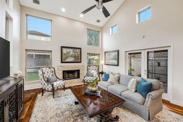 510 Birdsall Street, Houston, TX 77007