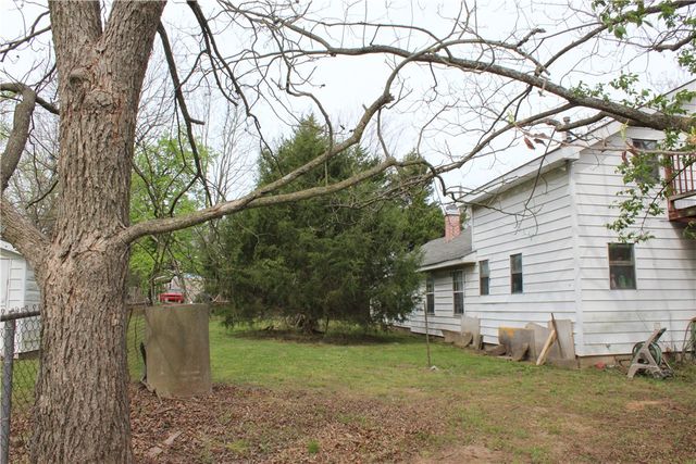 1703 C Street, Rogers, AR 72756