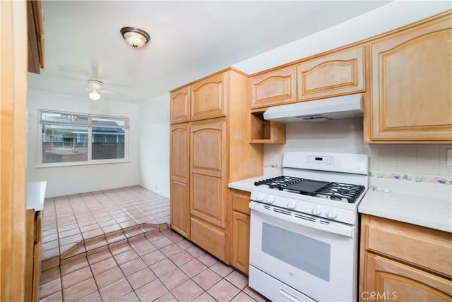 2958 Gramercy Street, Pomona, CA 91767