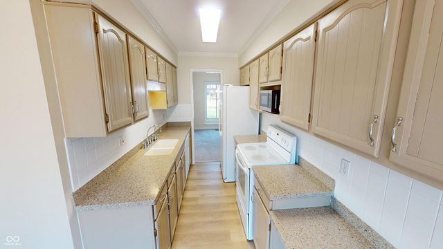 229 E Village Drive, Carmel, IN 46032