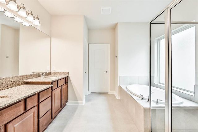4130 Grand Sunnyview Lane, Houston, TX 77084