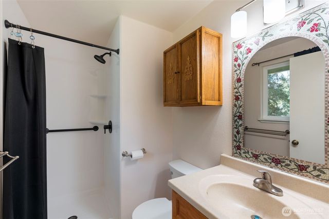 6811 36th Avenue SE, Lacey, WA 98503