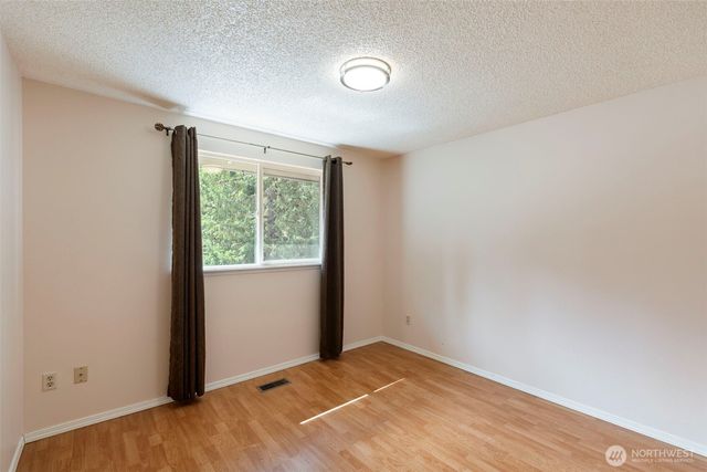 6811 36th Avenue SE, Lacey, WA 98503