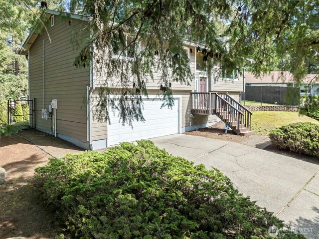 6811 36th Avenue SE, Lacey, WA 98503