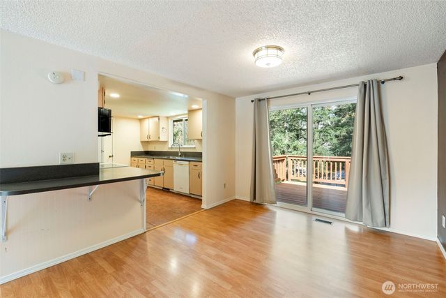 6811 36th Avenue SE, Lacey, WA 98503