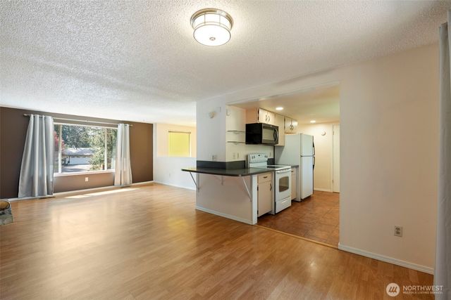 6811 36th Avenue SE, Lacey, WA 98503