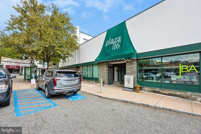 16 E LANCASTER AVE, Ardmore, PA 19003