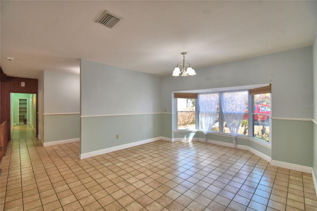 Image 19 of property listing at 700 MCKAY DRIVE, Haines City, FL 33844