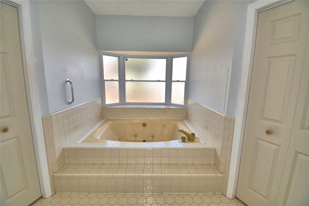 Image 26 of property listing at 700 MCKAY DRIVE, Haines City, FL 33844