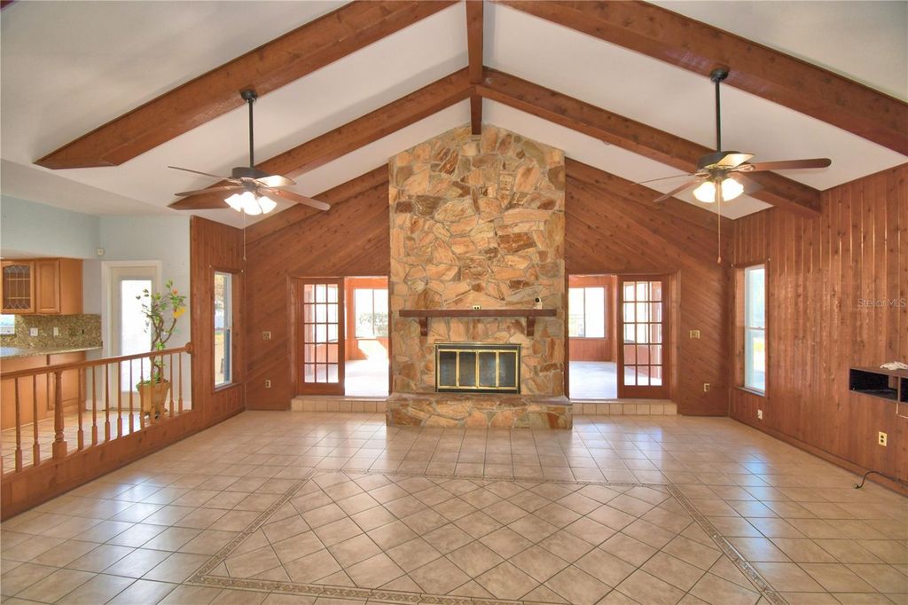 Image 5 of property listing at 700 MCKAY DRIVE, Haines City, FL 33844