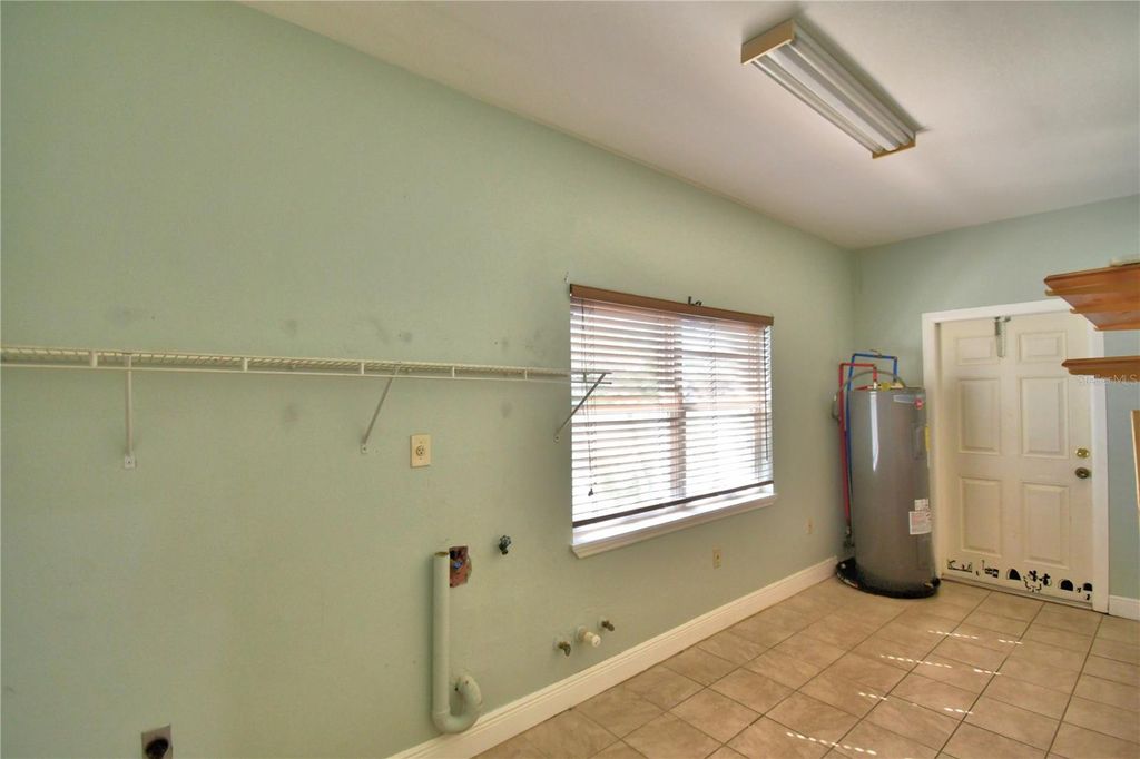 Image 58 of property listing at 700 MCKAY DRIVE, Haines City, FL 33844