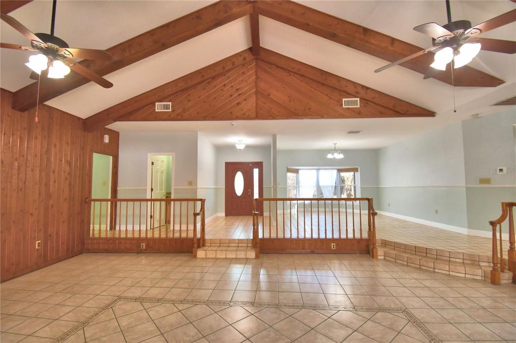 Image 10 of property listing at 700 MCKAY DRIVE, Haines City, FL 33844