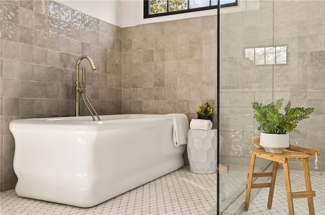 1232 Lanier NE Boulevard, Atlanta, GA 30306