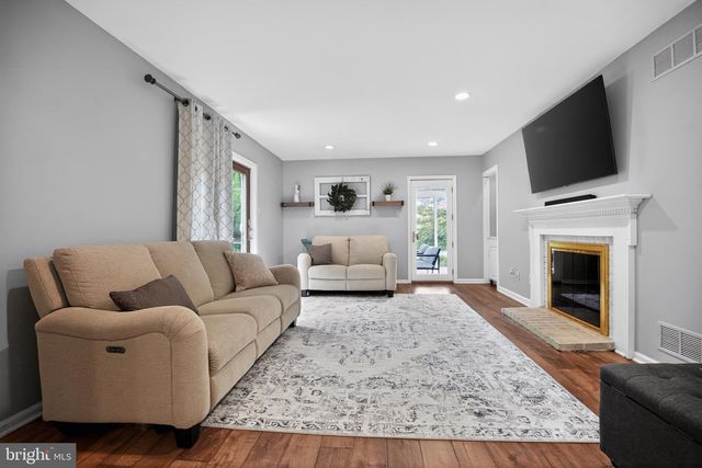 15 E DOGWOOD CT, Westampton, NJ 08060