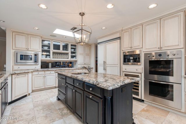 6112 N 31ST Place, Phoenix, AZ 85016