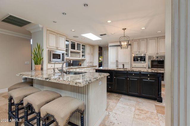 6112 N 31ST Place, Phoenix, AZ 85016